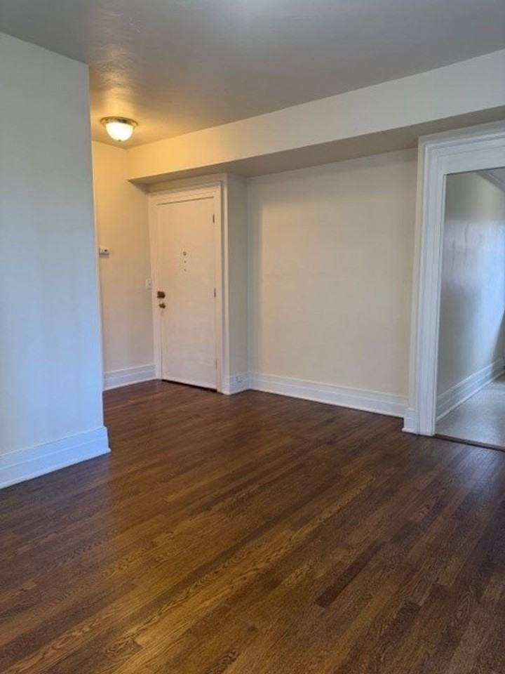 Sheridan - Photo 7 of 9