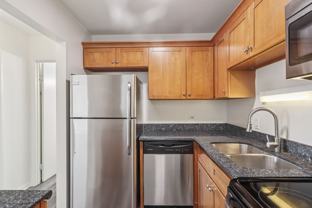 Georgian Court Apartments - Photo 1 of 1