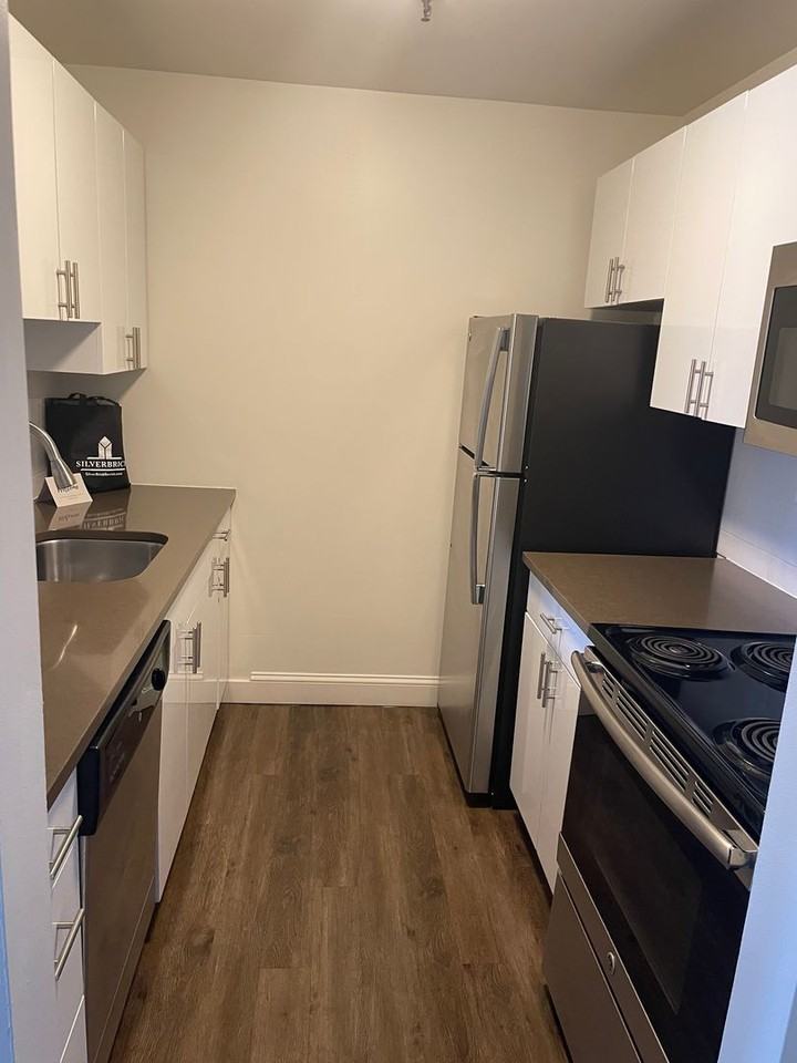 SilverBrick Lofts - Photo 7 of 10