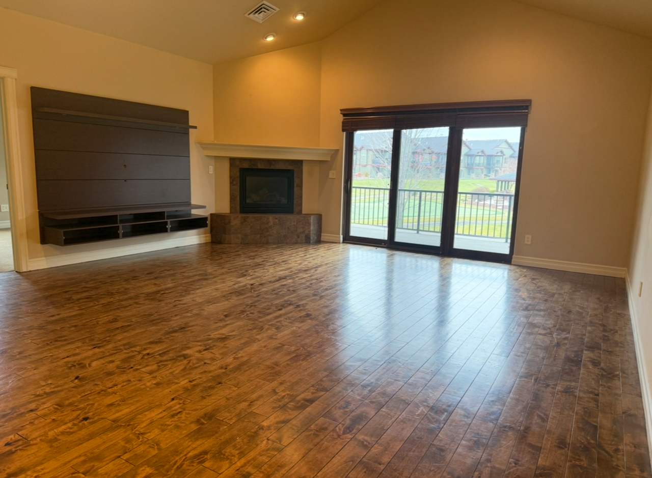 120 Meadow Ct - Photo 7 of 29