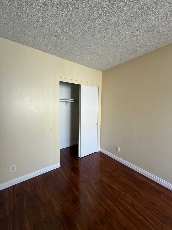 807Bunk - Photo 5 of 16