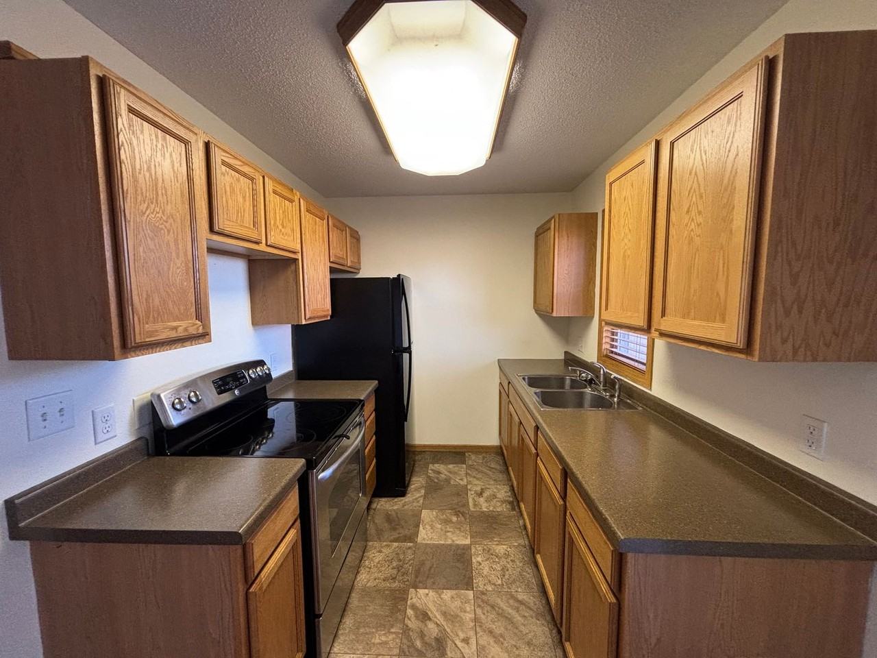 525 4th Avenue Northwest - Photo 3 of 13