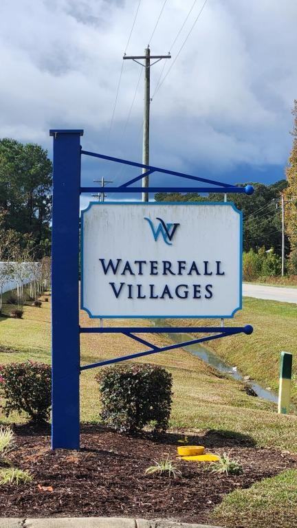 1055 Sentinel Ct - Photo 2 of 50