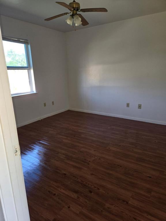 1605 Saunders St - Photo 5 of 5