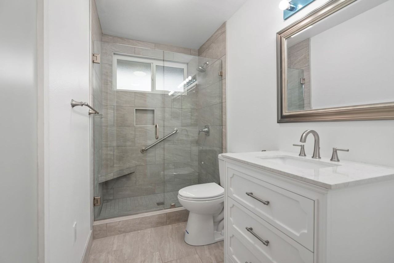 1304-1314 S JUNIPER ST - Photo 6 of 33