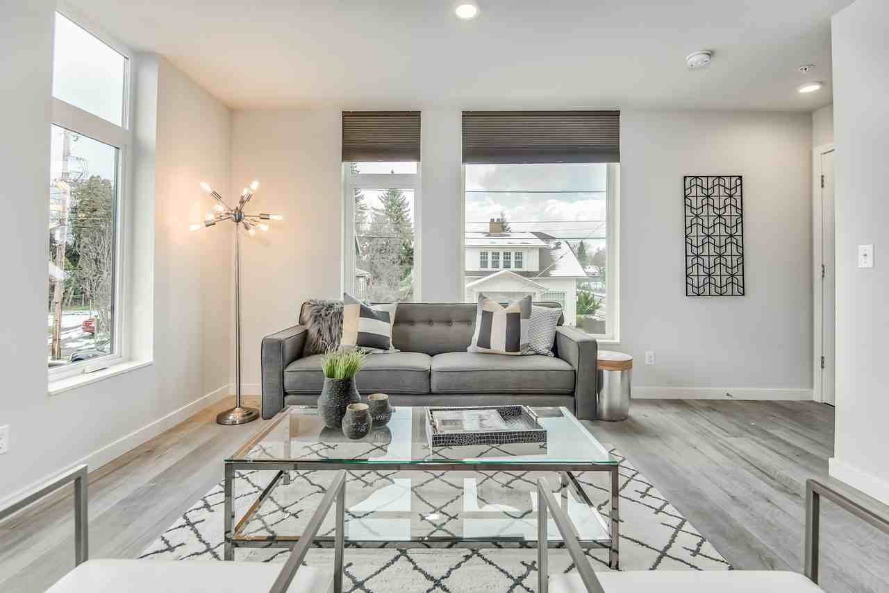 Tacoma - Photo 6 of 16