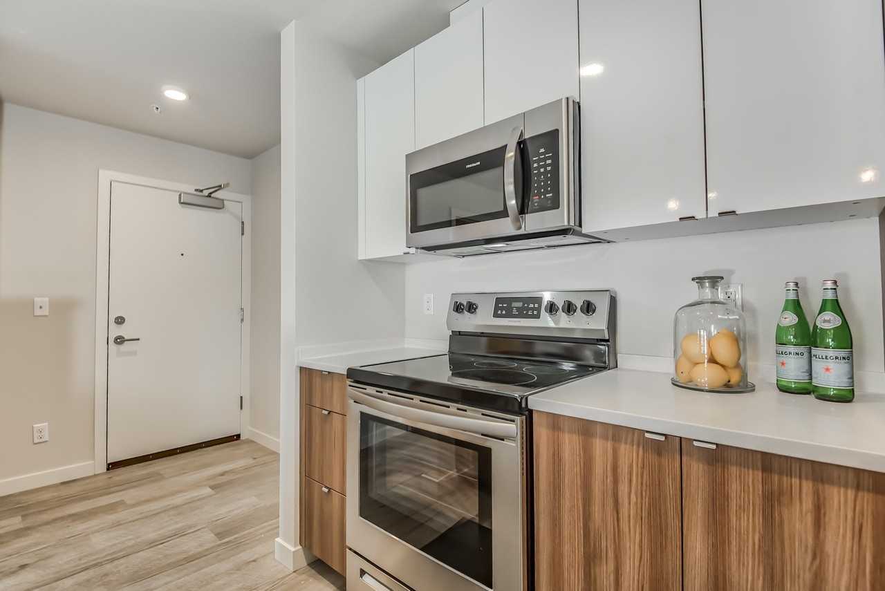 Tacoma - Photo 2 of 16