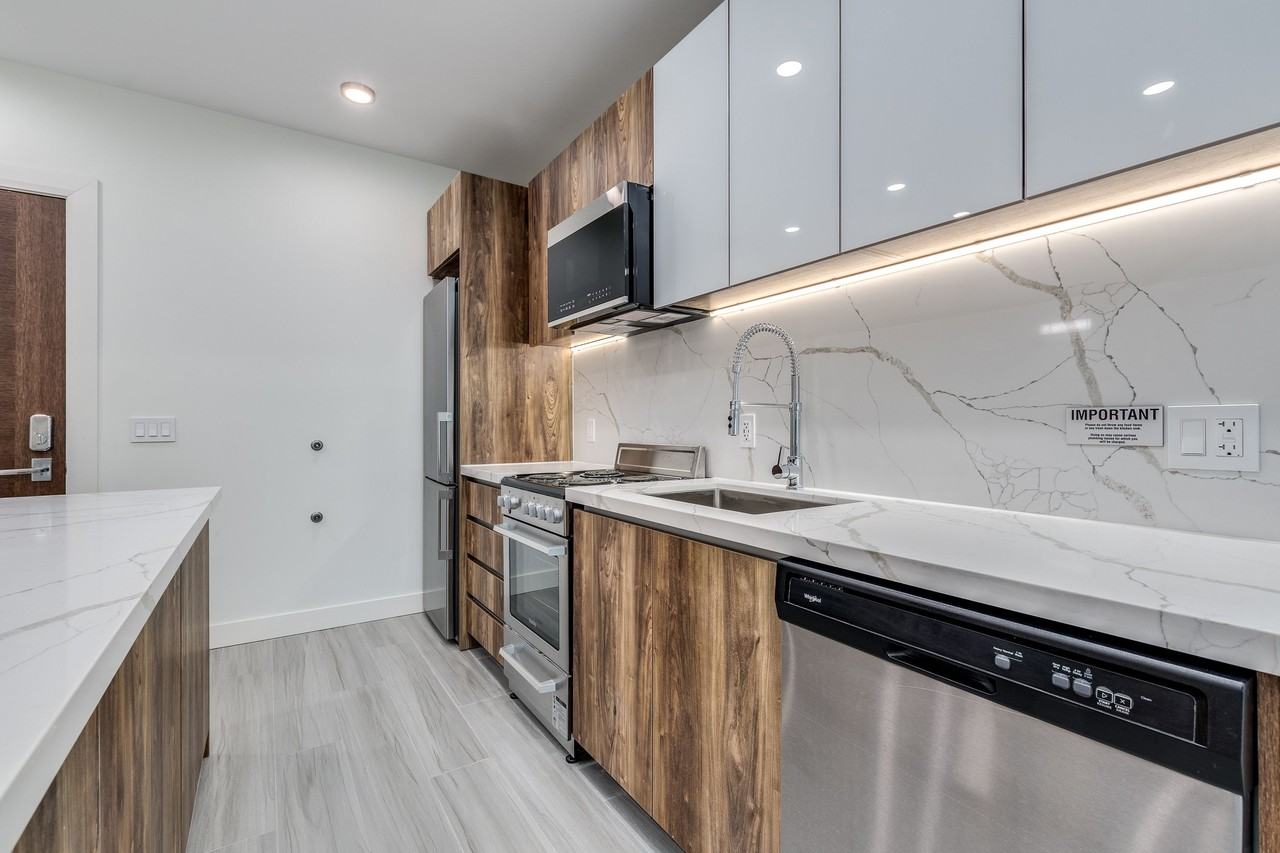 1168 Pendrell Street #309 - Photo 3 of 17