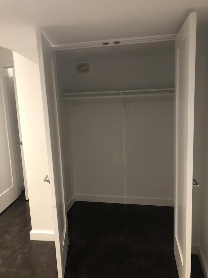 915 R St Nw #B - Photo 4 of 23