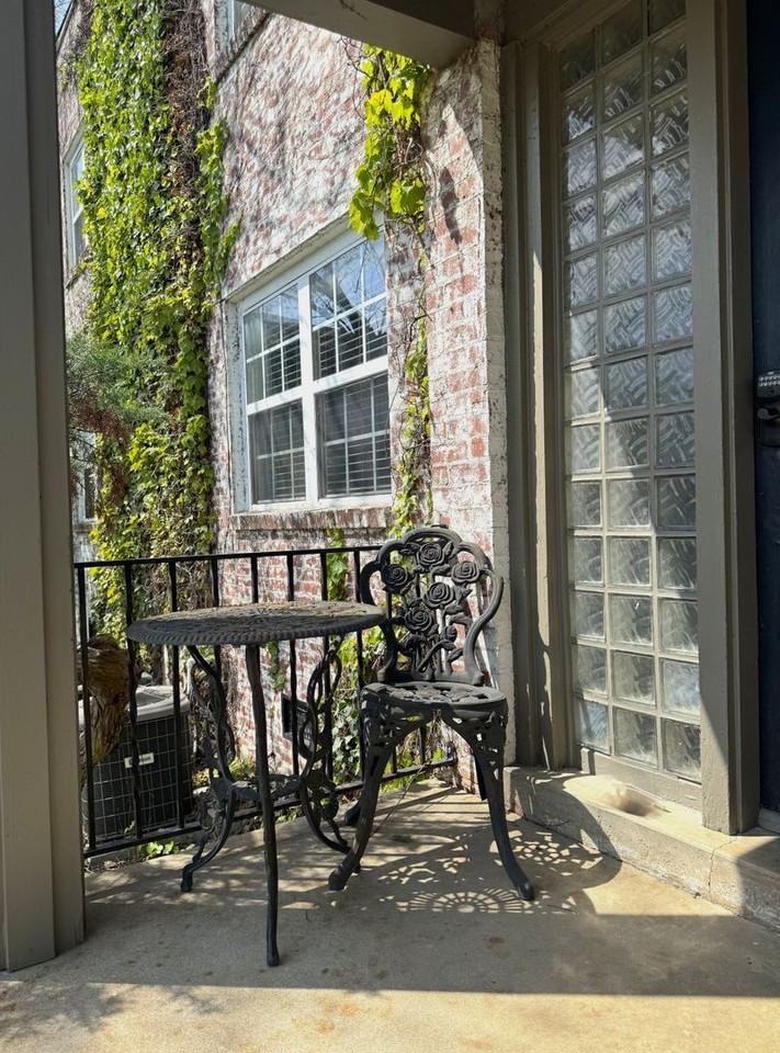 529 N. Whitham Ave. - Photo 4 of 43