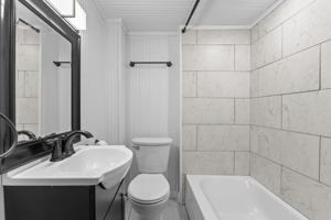 featured image of 114 S Champlain St