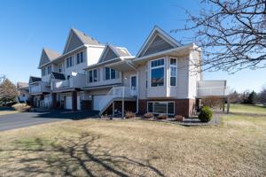 featured image of 20647 Hampshire Way #1