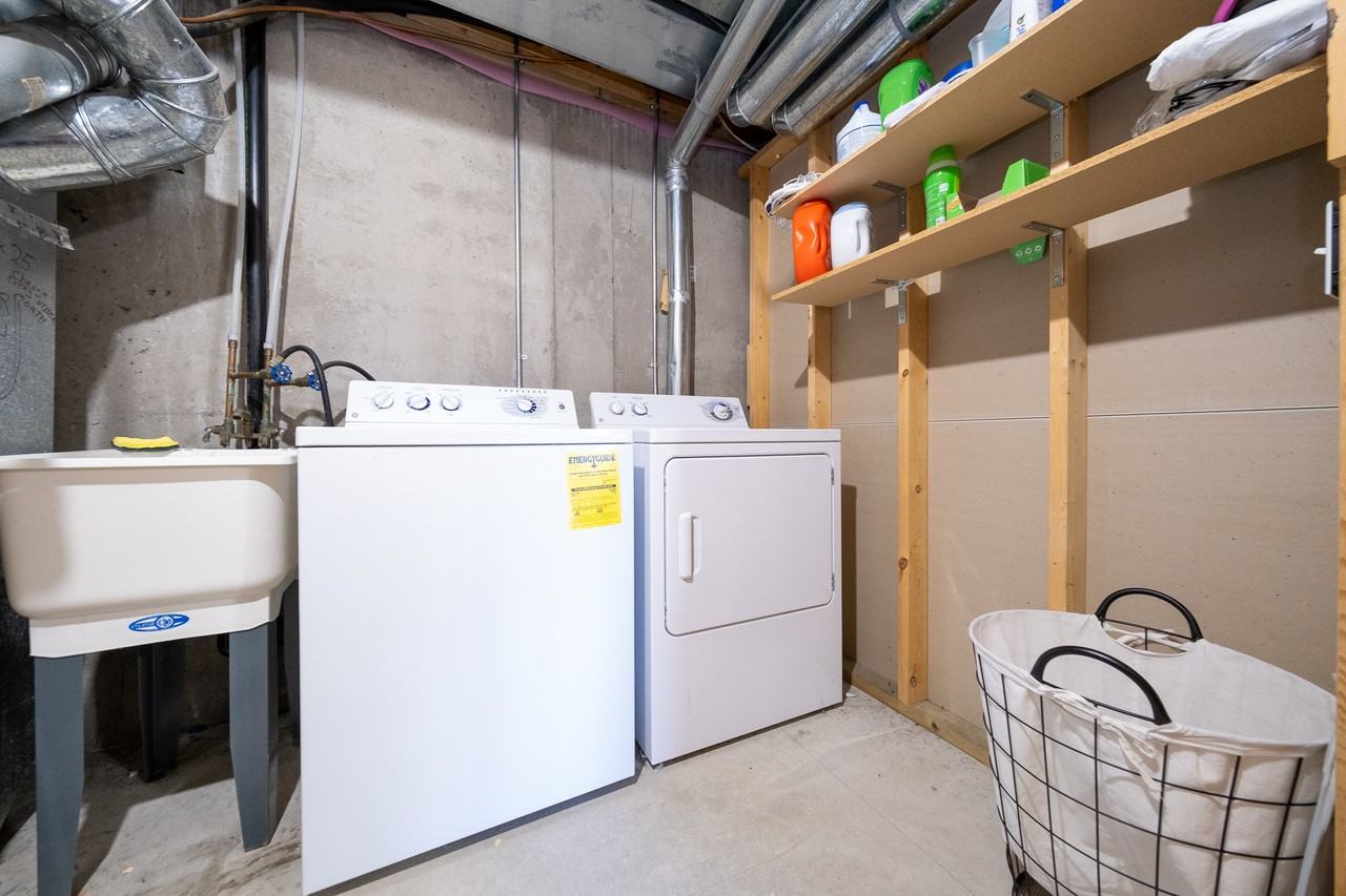 20647 Hampshire Way #1 - Photo 6 of 22