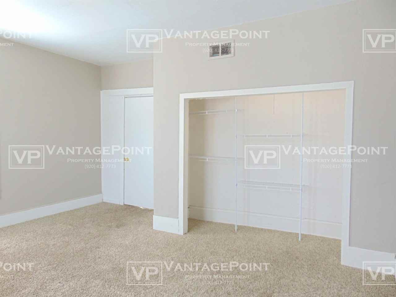 237 Kaukauna Street - Photo 2 of 19