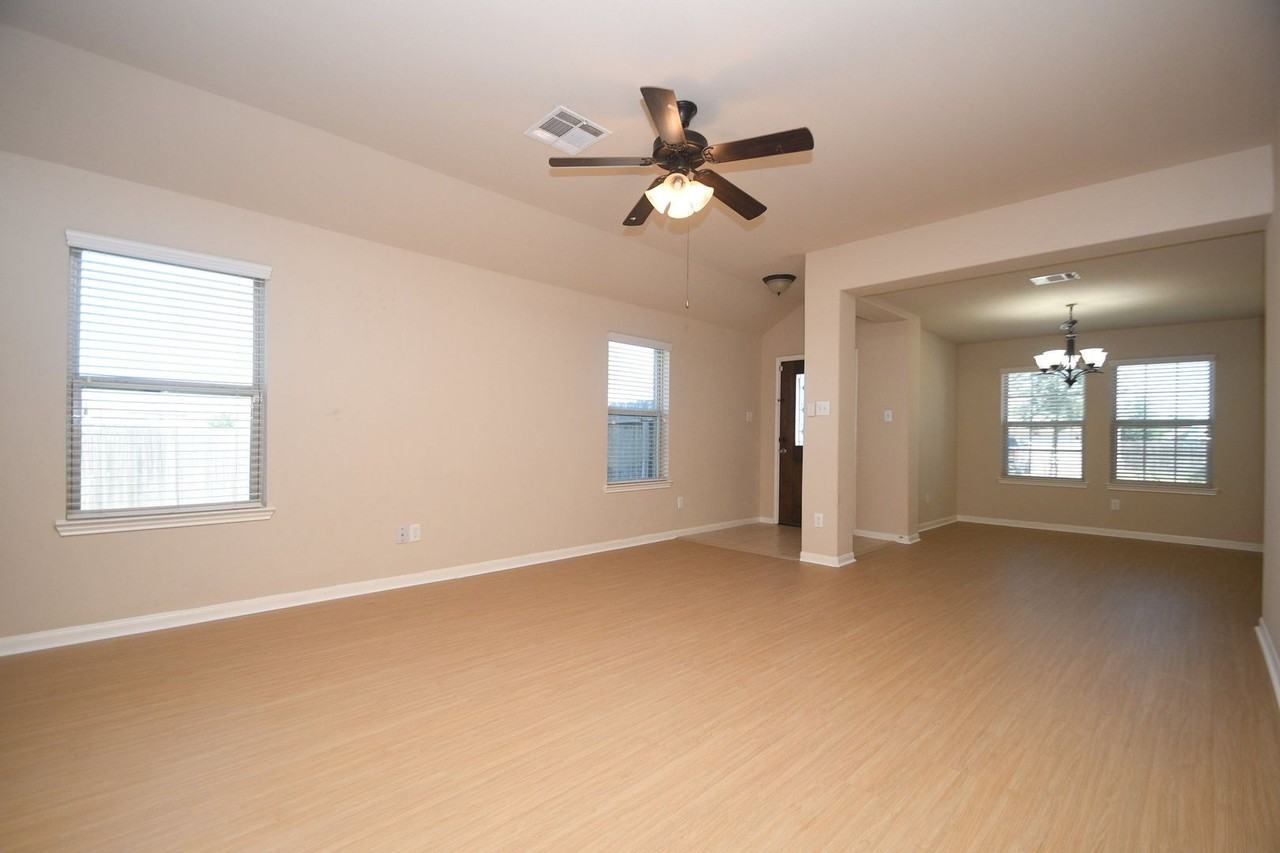 10015 Bitternut Hickory Lane - Photo 5 of 38