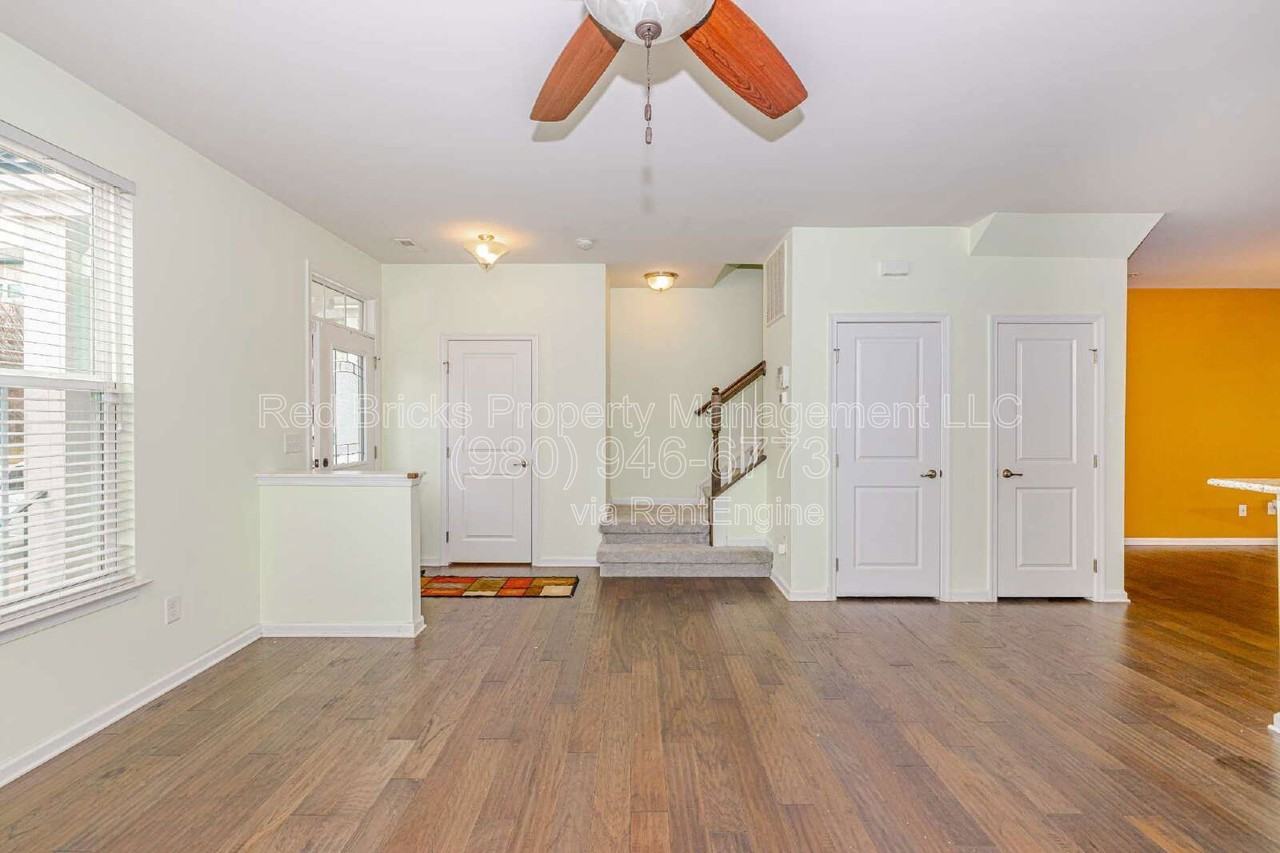 11255 Bryton Pkwy - Photo 7 of 33