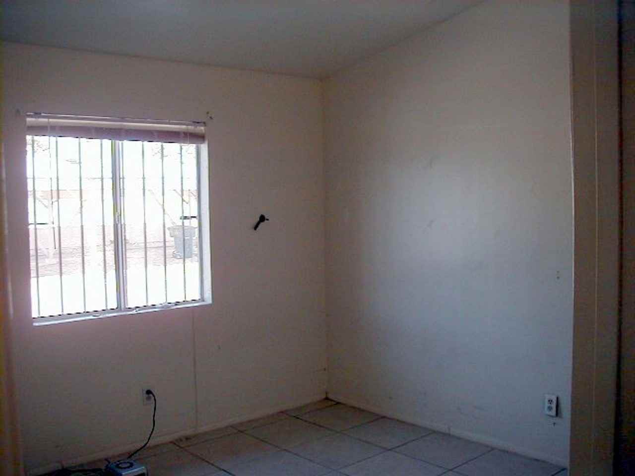 383 E Thoroughbred St - Photo 2 of 2