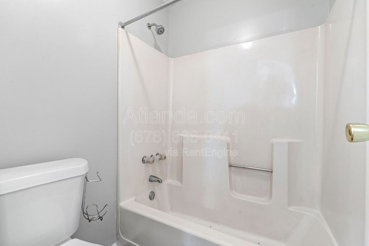 5324 Ridge Forest Dr - Photo 6 of 15