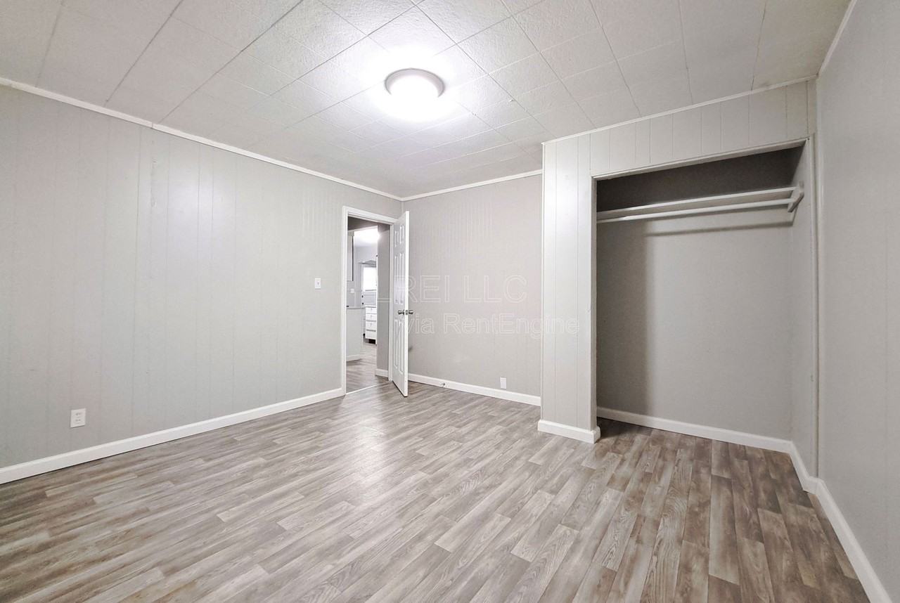 501 W Carter Ave - Photo 4 of 15