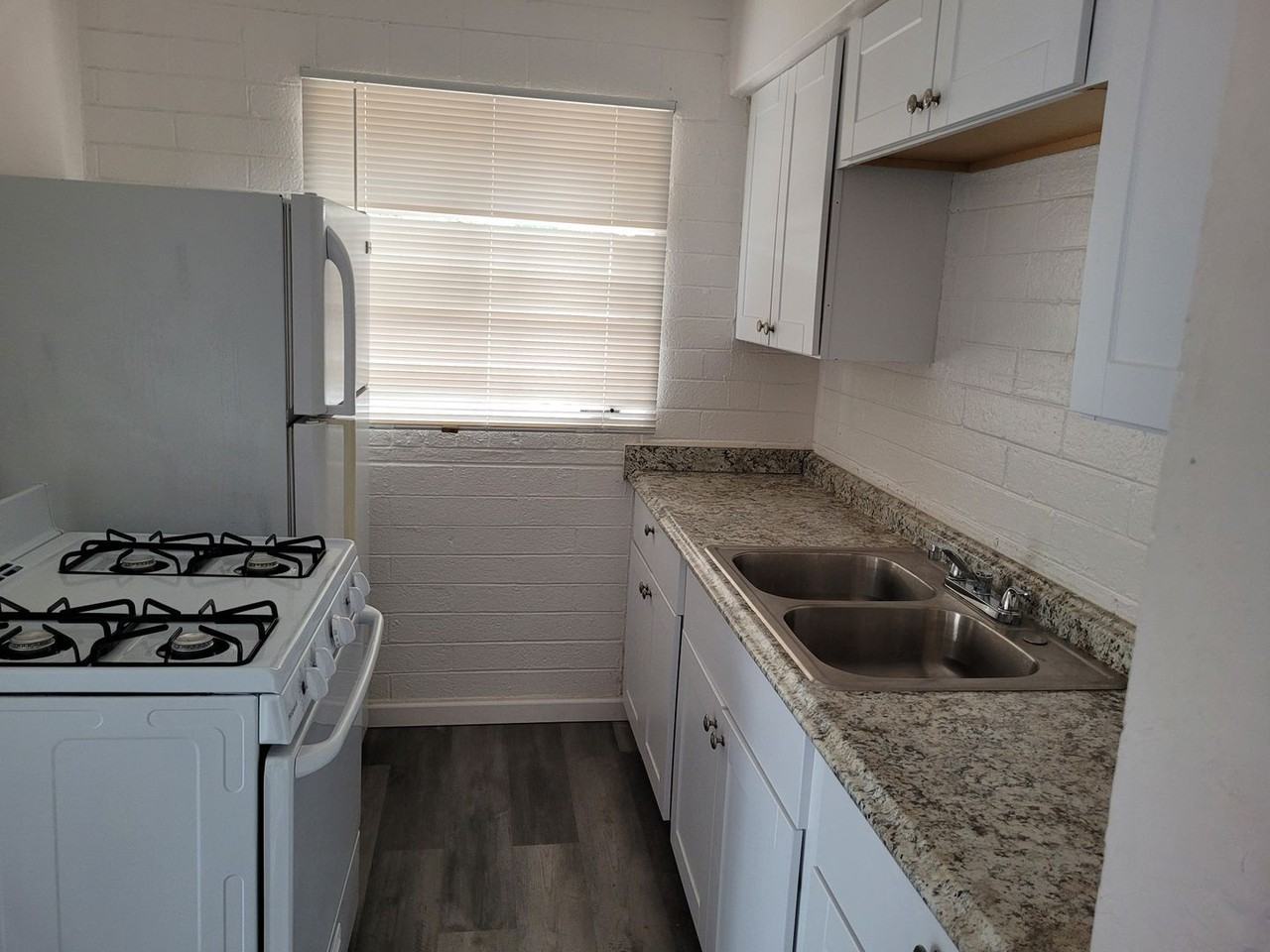 2733 S Sunland Vis - Photo 5 of 7