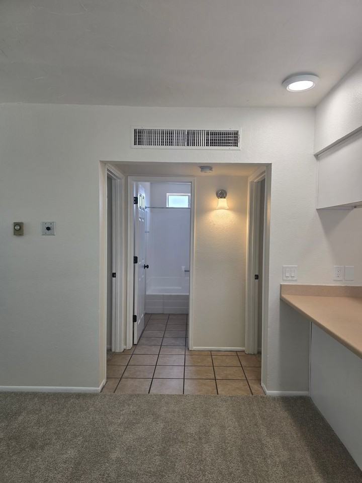 926 North Belvedere Avenue #3 - Photo 4 of 9