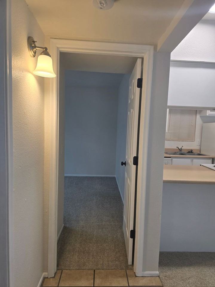 926 North Belvedere Avenue #3 - Photo 5 of 9