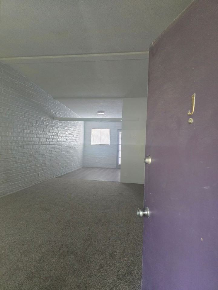 3507 E 3rd St #J - Photo 2 of 16