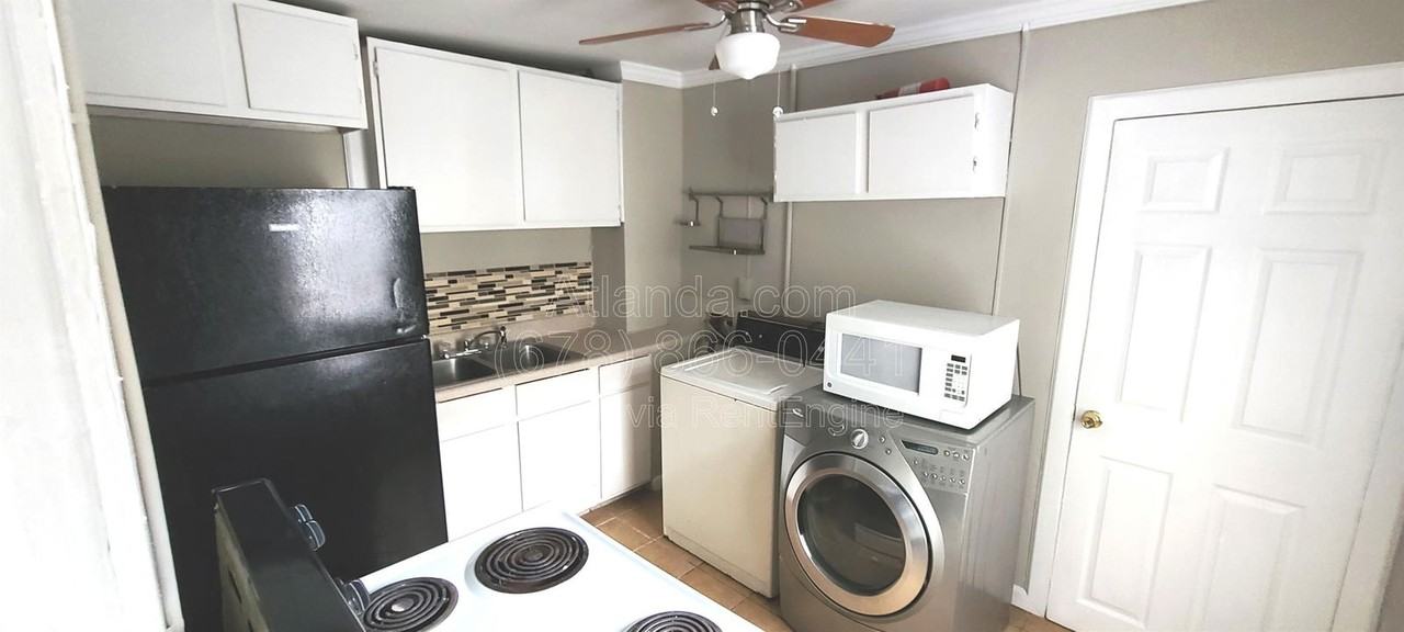 66 Chester Avenue Southeast - Photo 3 of 11