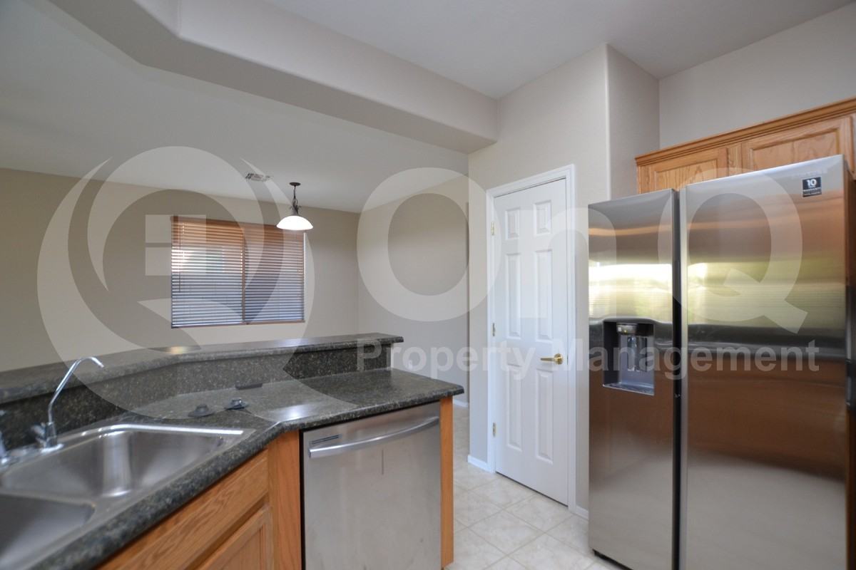 39810 River Bend Road - Photo 6 of 28