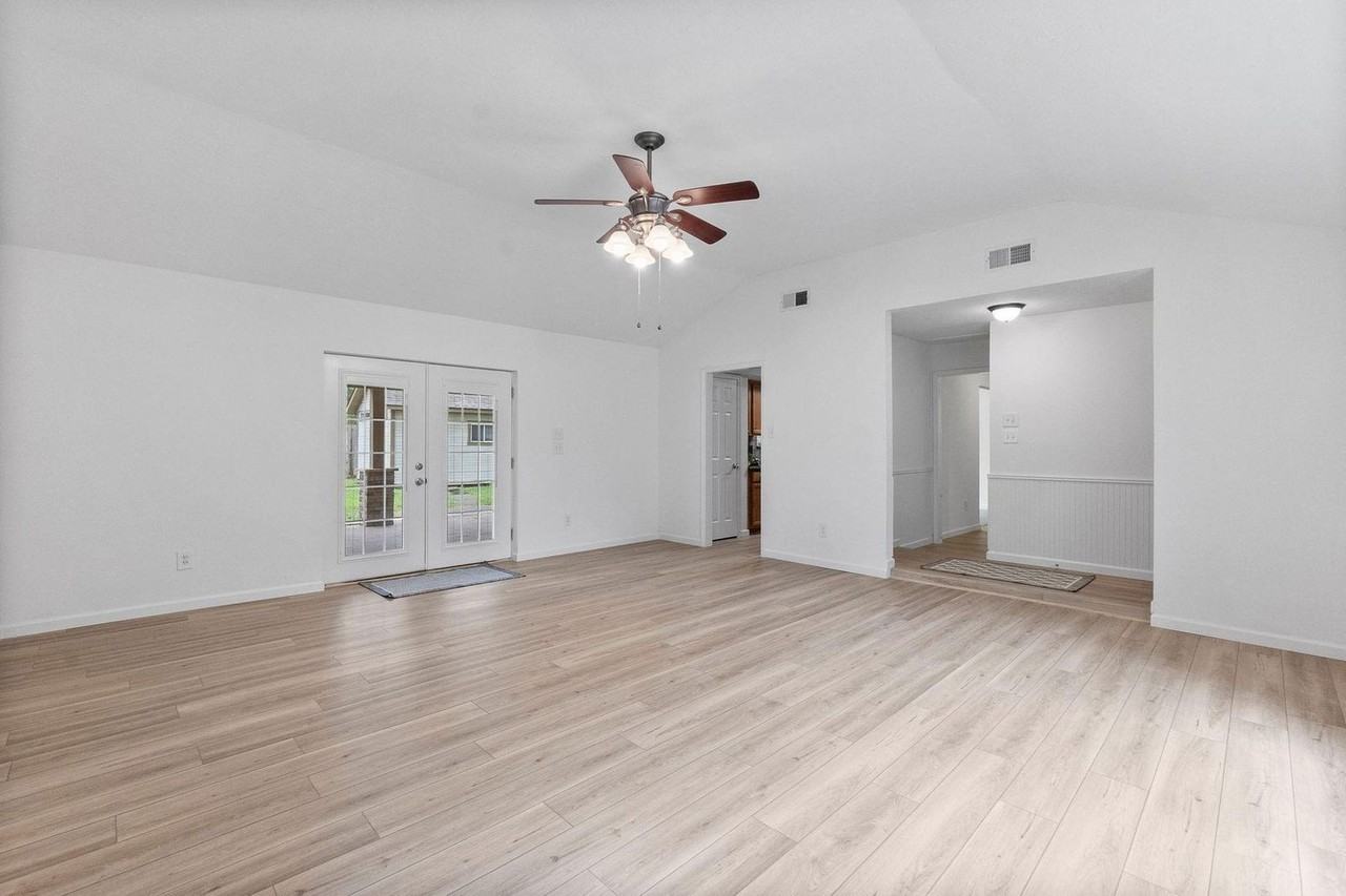 21710 Glenbranch Dr - Photo 7 of 32