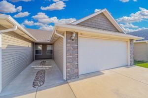 featured image of 5326 N Hillside Ave #101