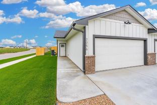 2056 N Reece Ct - Photo 1 of 1