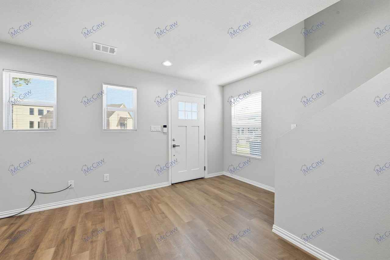 852 Sims Legacy Ln #854 - Photo 4 of 23