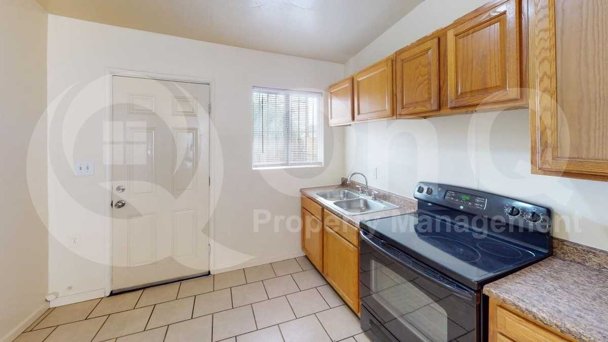 39 West 30th Street #B - Photo 3 of 20