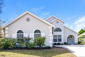 featured image of 2151 Black Hawk St