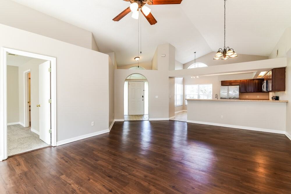 2151 Black Hawk St - Photo 5 of 16