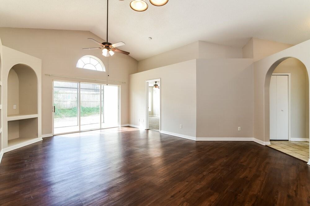 2151 Black Hawk St - Photo 6 of 16