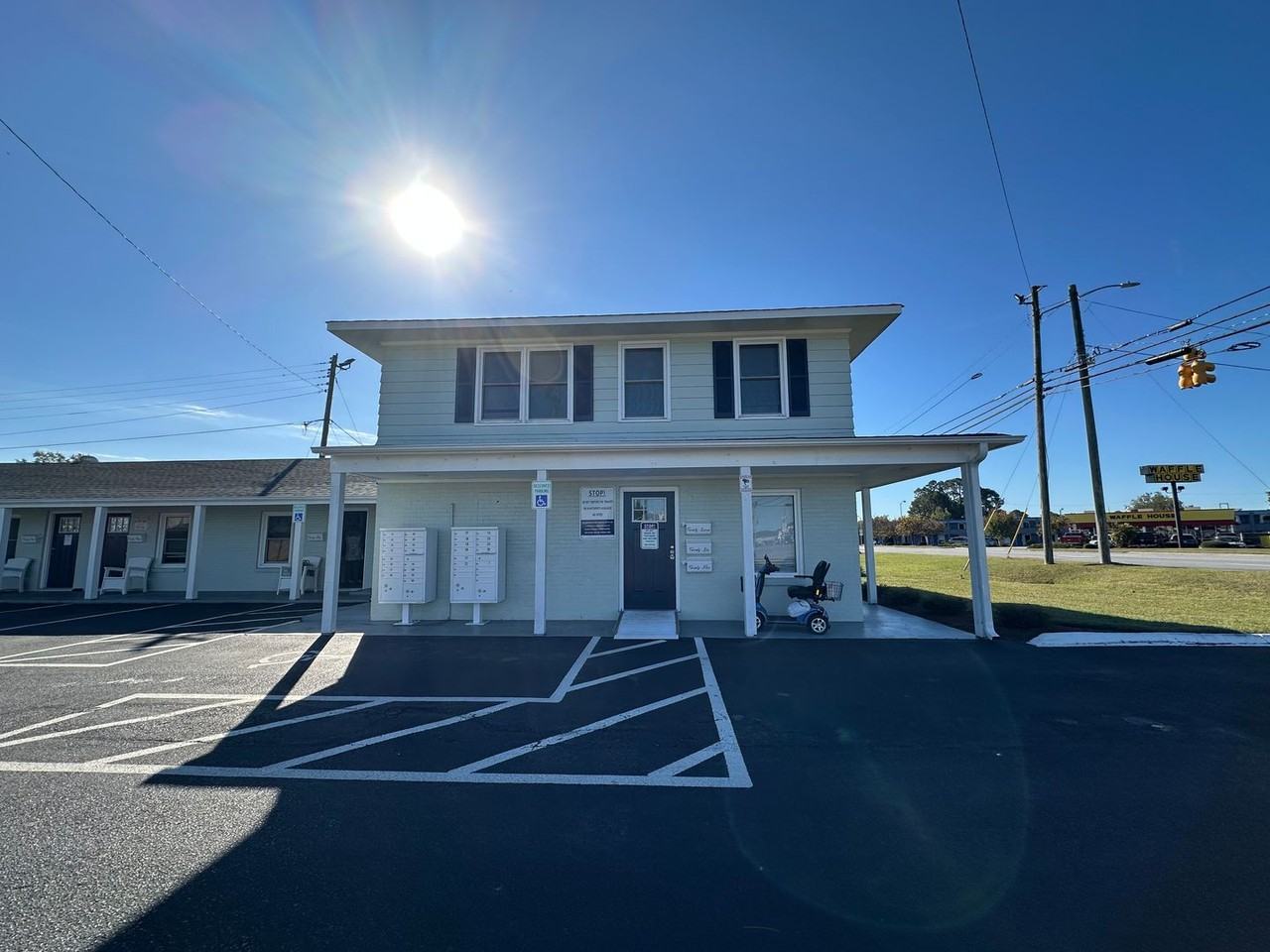 1109 Carolina Avenue - Photo 3 of 34