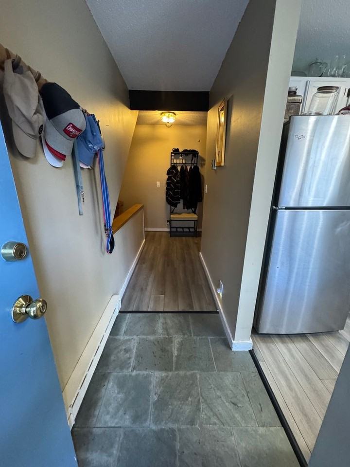 209 Brook Holw - Photo 3 of 18