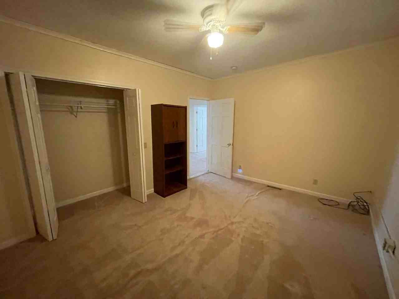 2 W Main St #2 - Photo 4 of 16