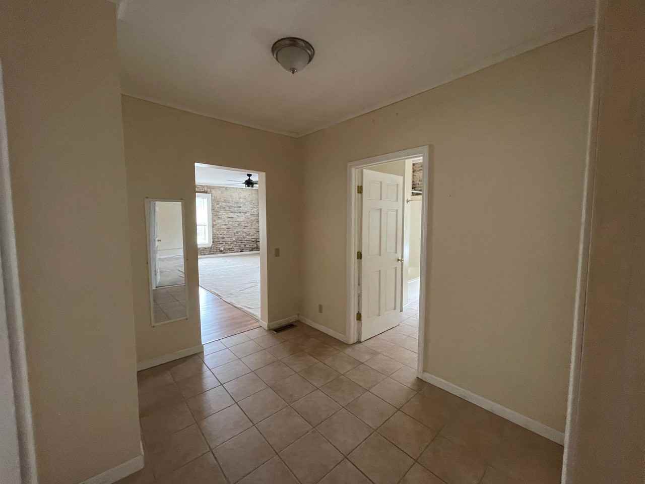 2 W Main St #2 - Photo 5 of 16