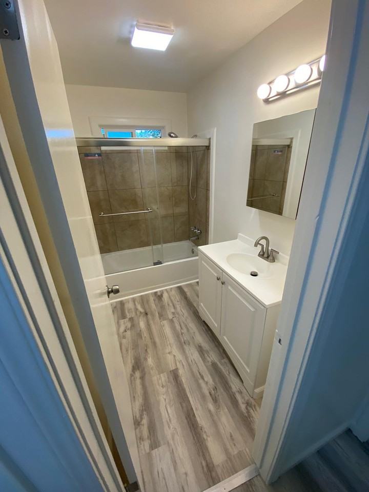 211 Brand Rd #1 - Photo 2 of 11