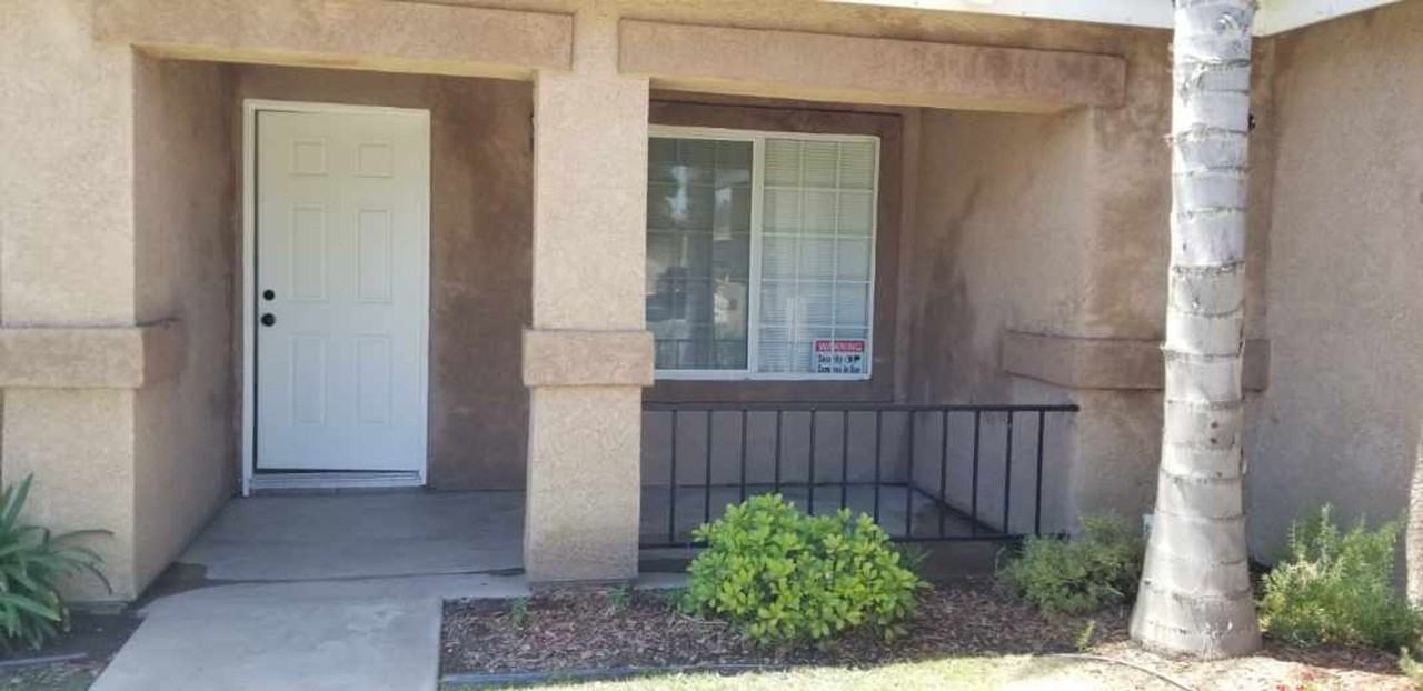 5903 Golden Sunset Court - Photo 2 of 13