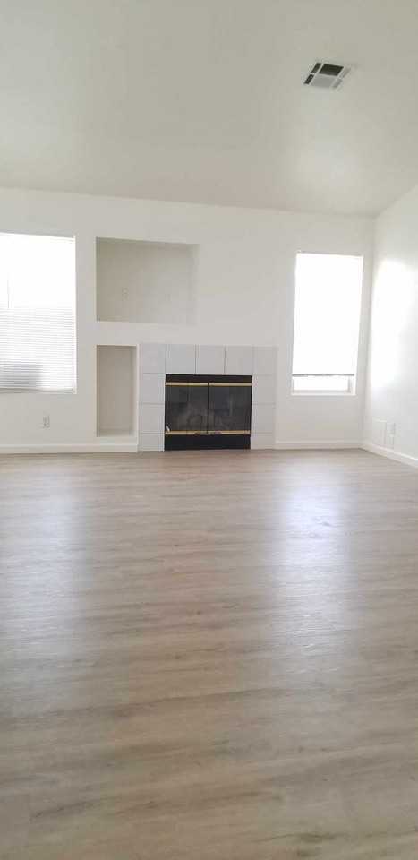 5903 Golden Sunset Court - Photo 6 of 13