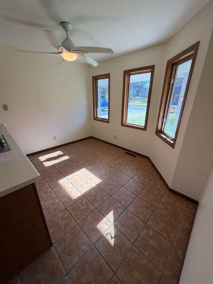 2245 Mahogany Way - Photo 7 of 18