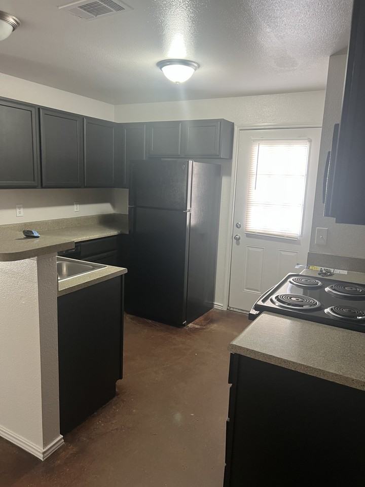 7802 Downe Dr #7802DOWNE - Photo 3 of 15