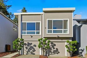 featured image of 170 Oak Park Dr