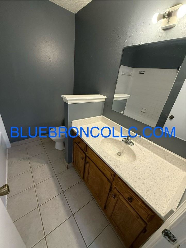 207 Sky Vue Drive - Photo 6 of 17