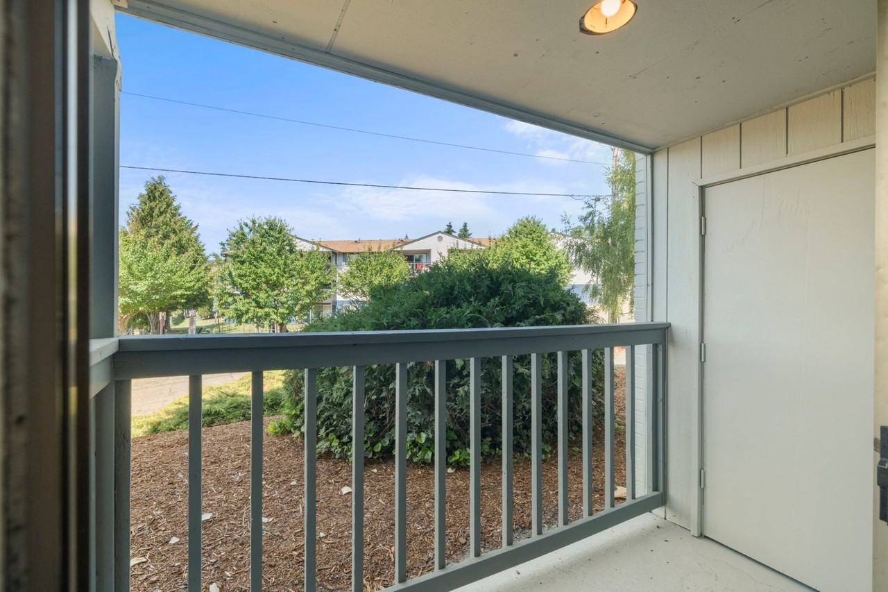 Park Ridge Apartments - Photo 4 of 35