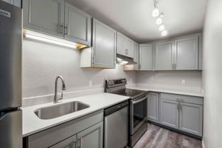 Canyon Ridge Apartments - Photo 1 of 1